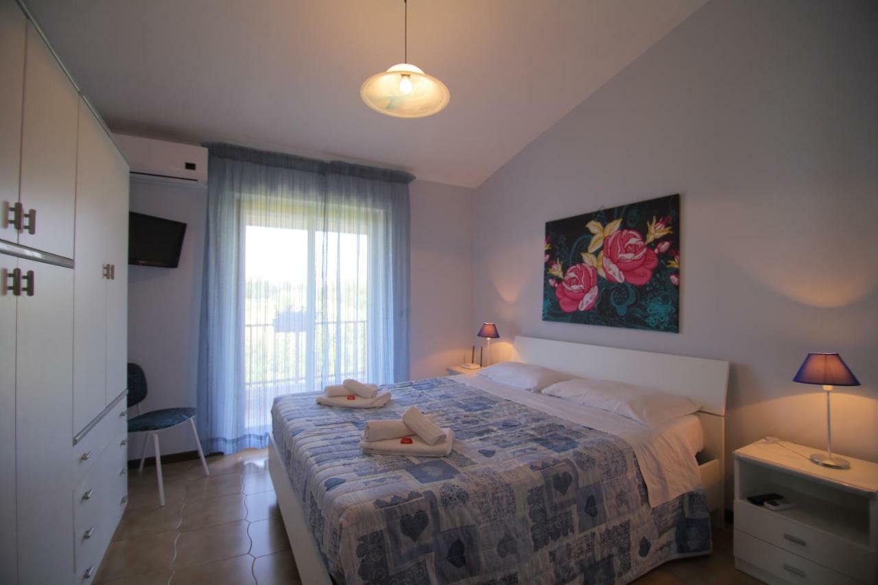 Lo Scoglio Della Sirena Appartement Agrigento Buitenkant foto