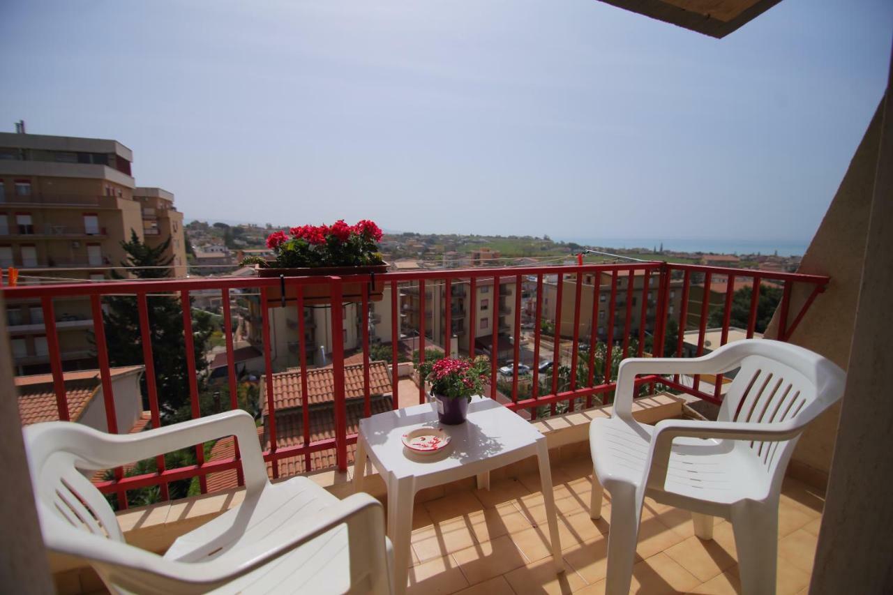 Lo Scoglio Della Sirena Appartement Agrigento Buitenkant foto