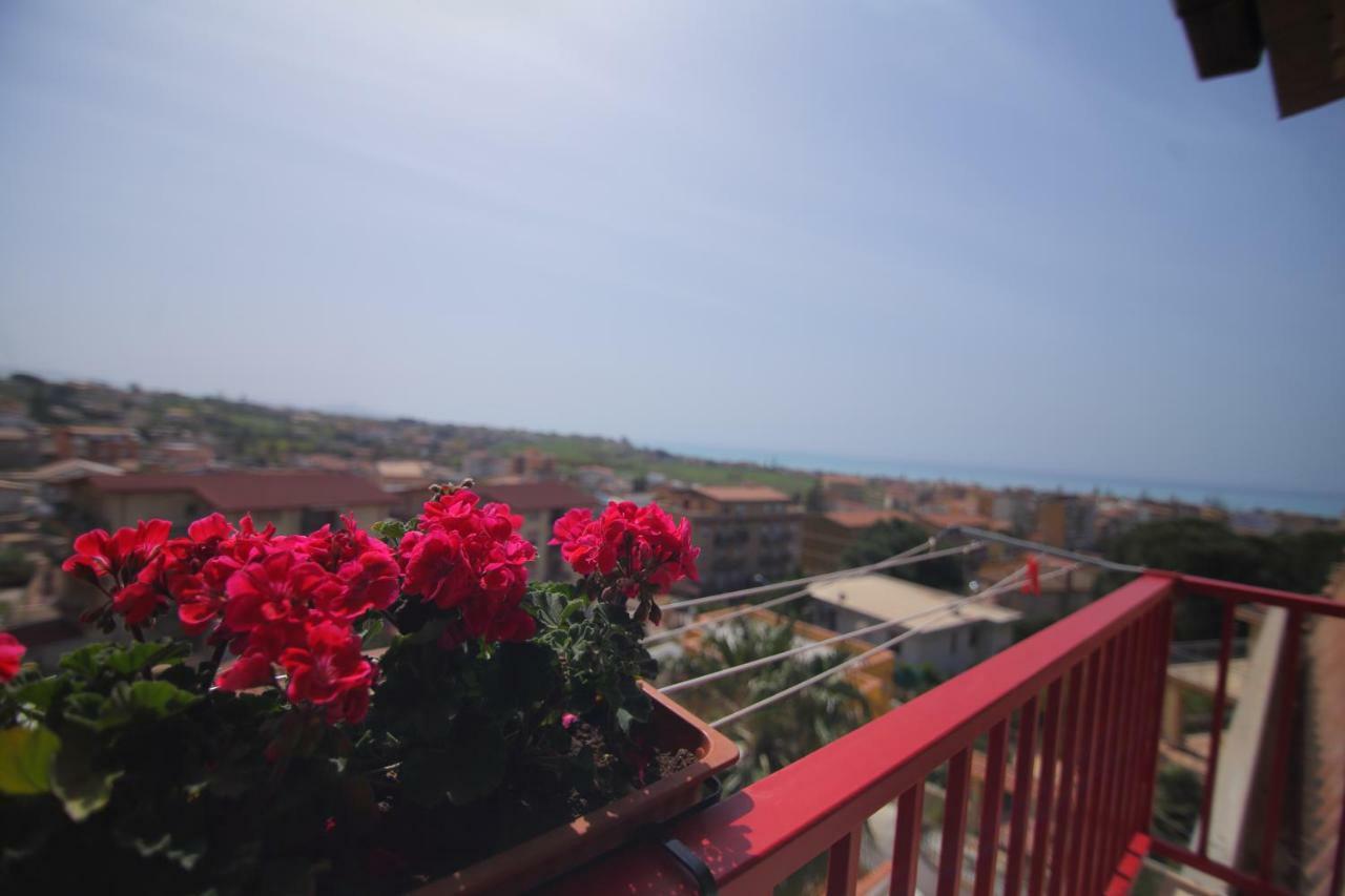 Lo Scoglio Della Sirena Appartement Agrigento Buitenkant foto